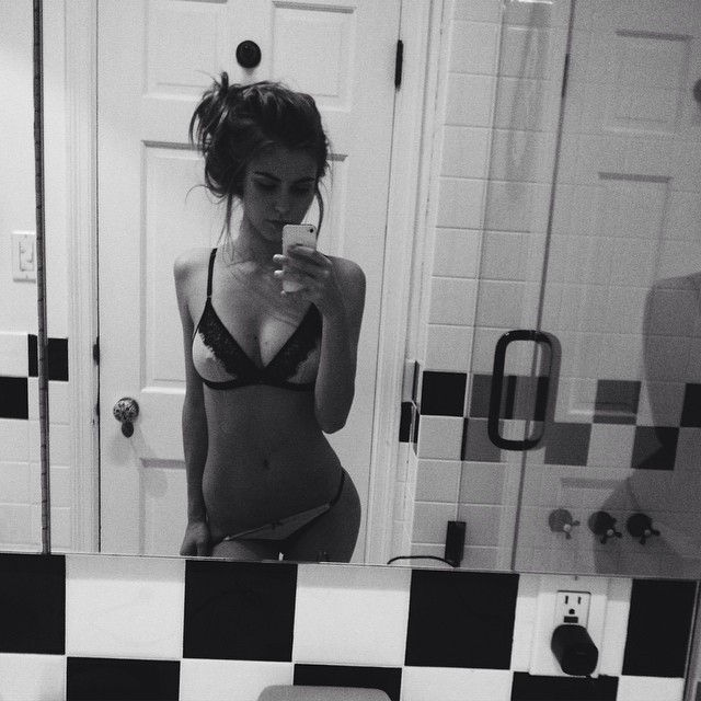32D3E4Fe