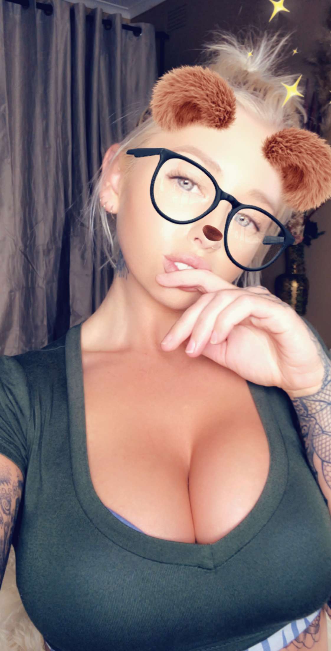 C7415781