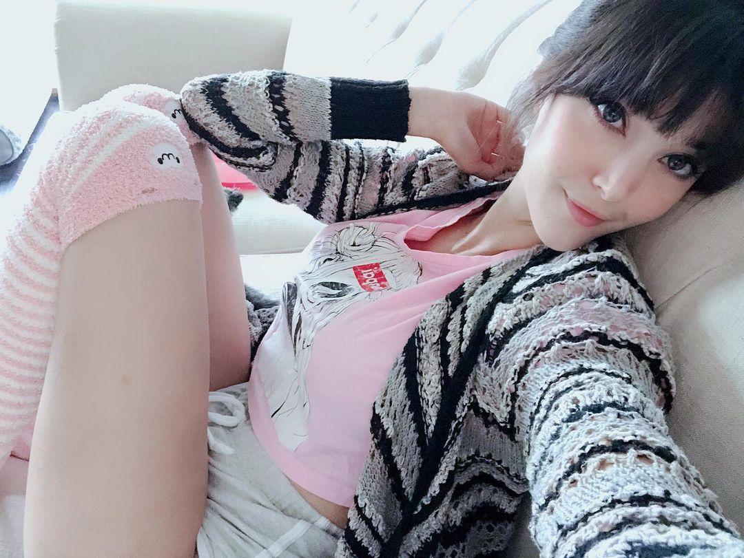 C42F8973