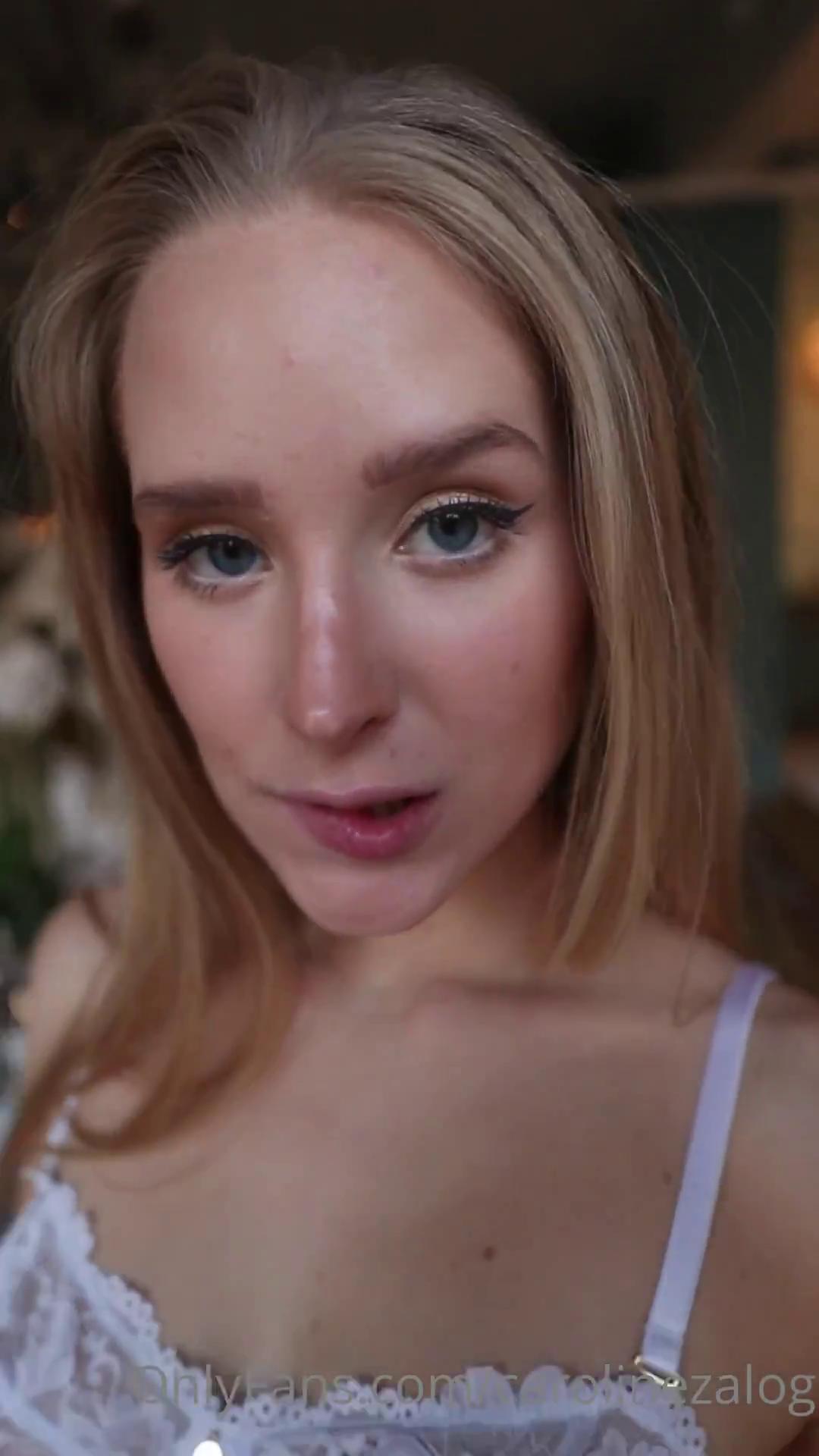 Caroline Zalog Silky White Christmas Onlyfans Video 7 0Fe37Ea1