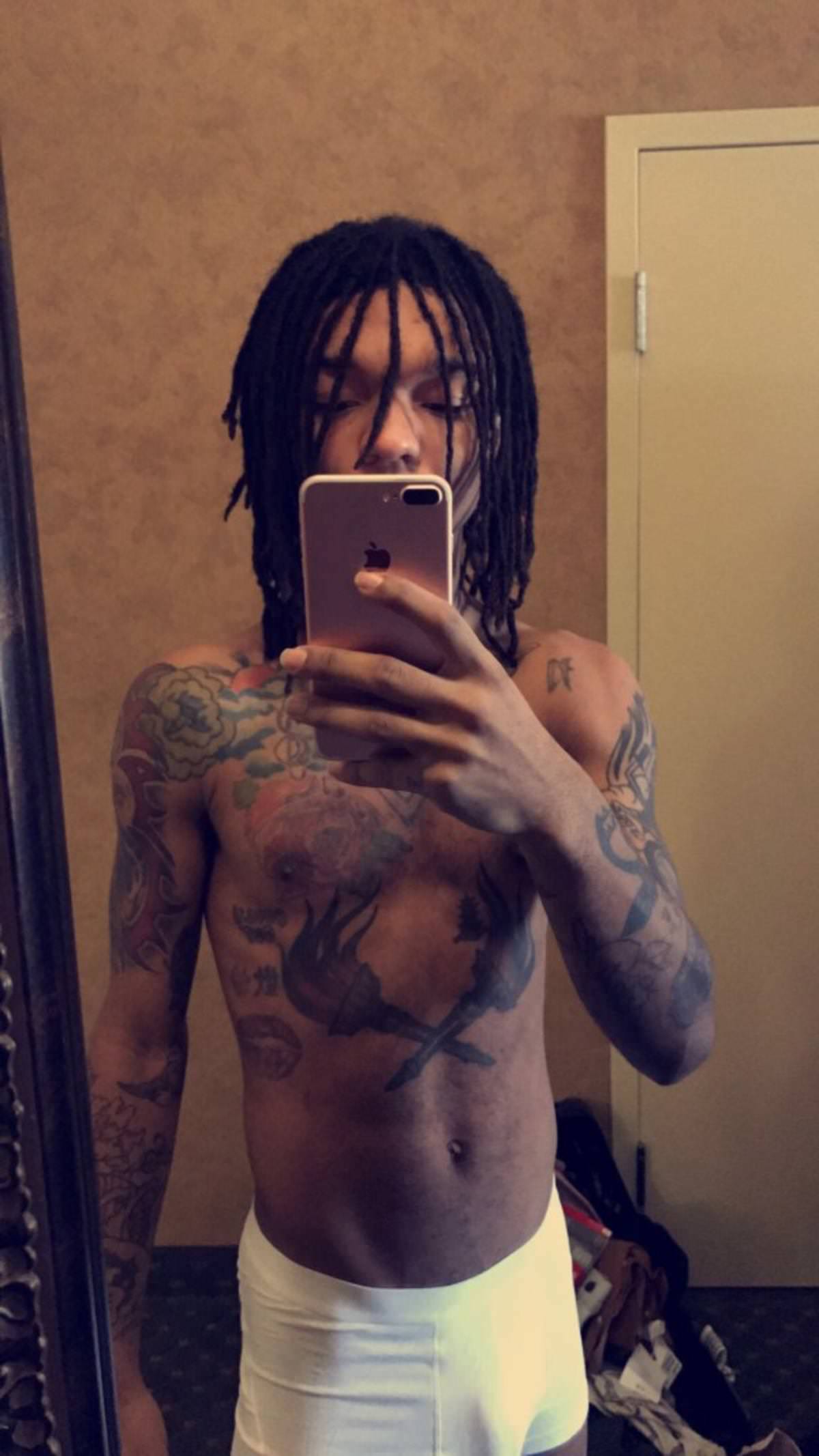 842239F7