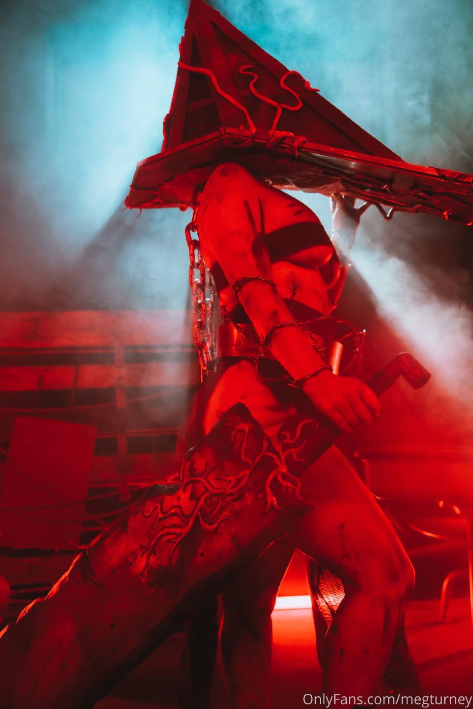 Meg Turney Pyramid Head Cosplay Onlyfans Set Leaked 14 3A858396