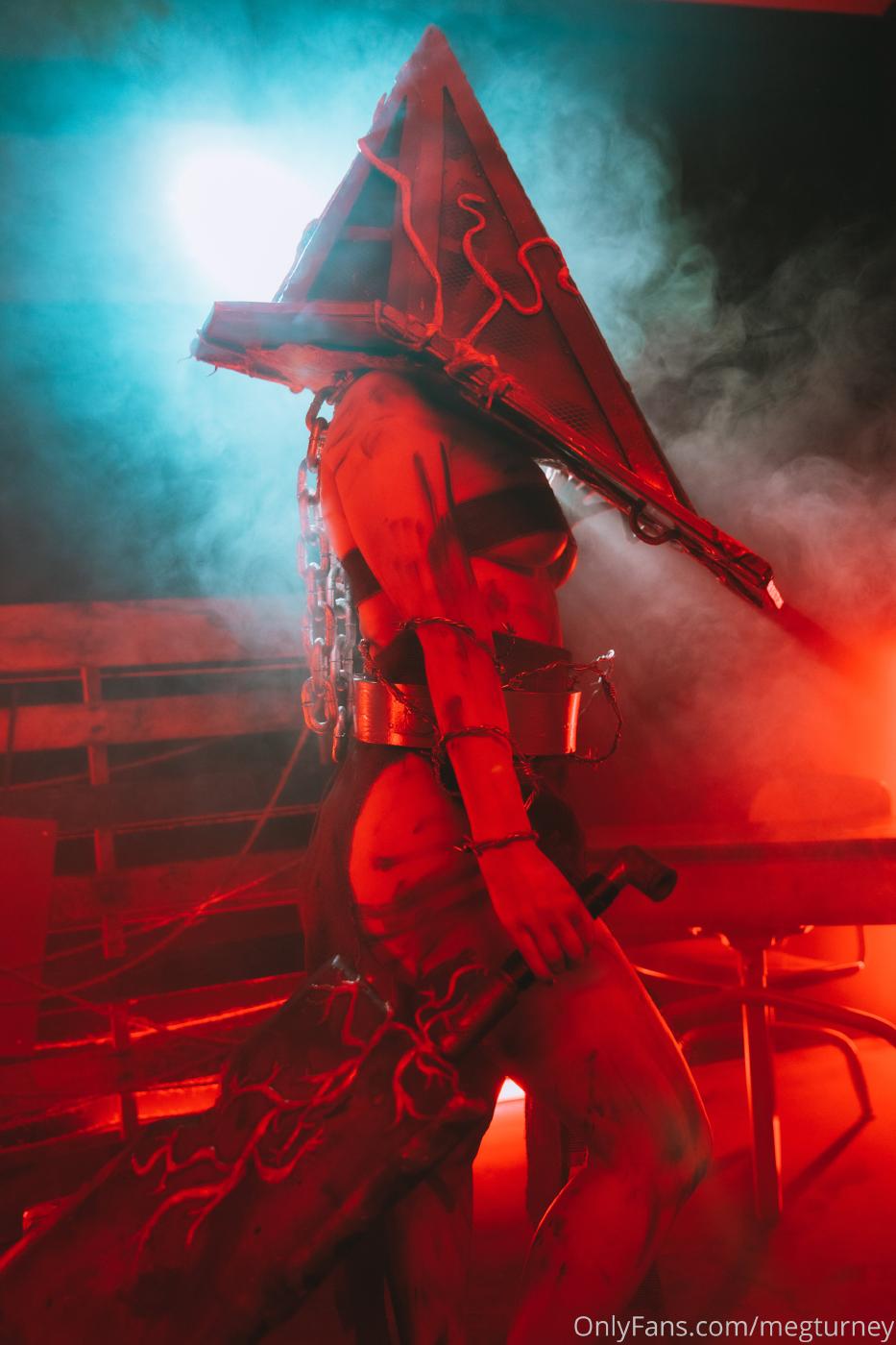 Meg Turney Pyramid Head Cosplay Onlyfans Set Leaked 15 B5Ad0B0E