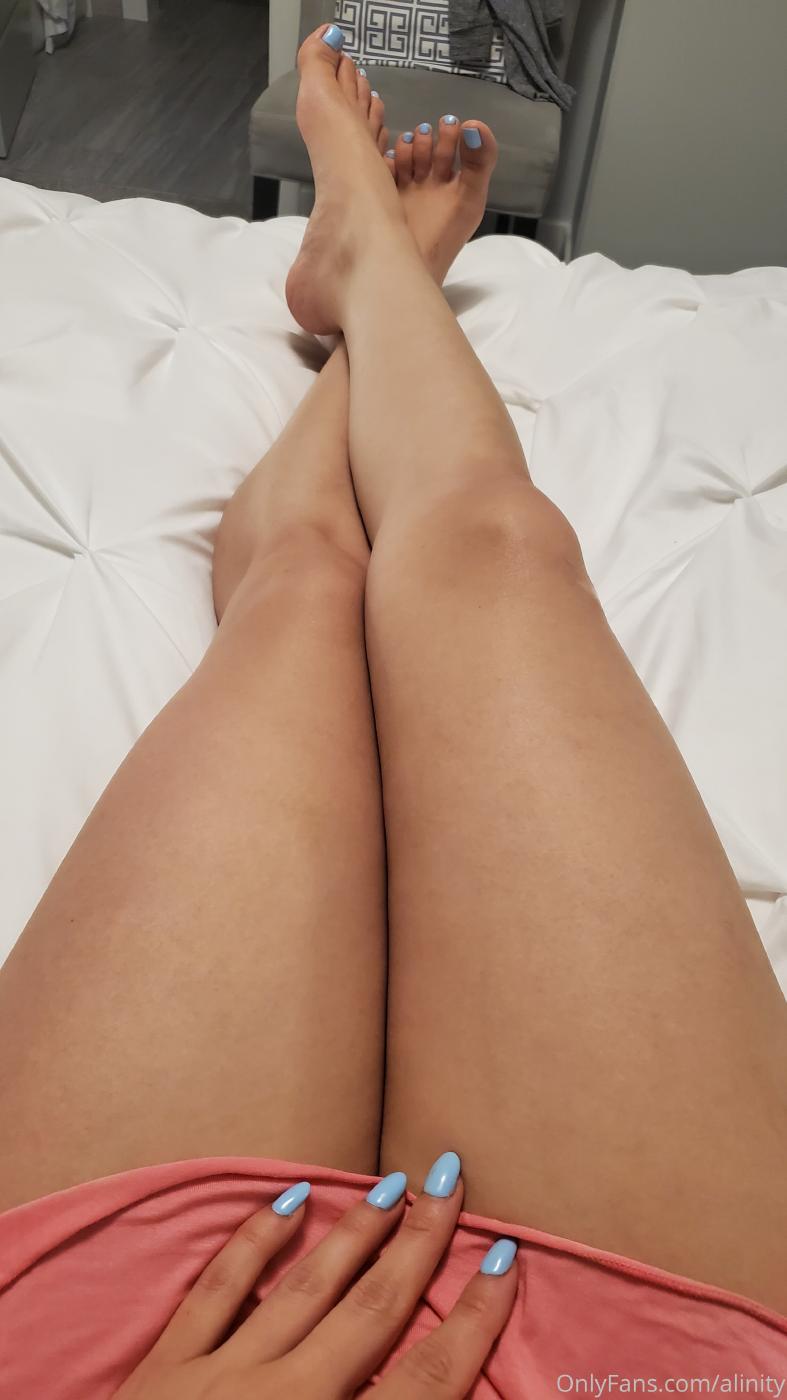 77C97647