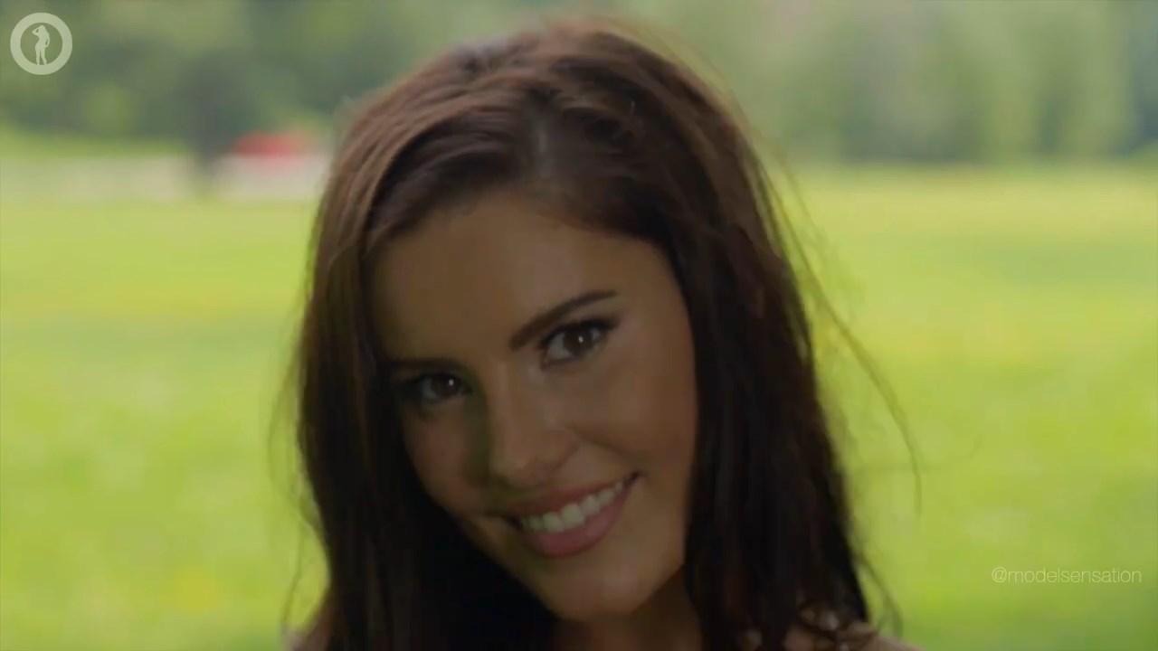 Erin Olash Patreon Bikini Photoshoot Leaked Video 7 E9B326F8