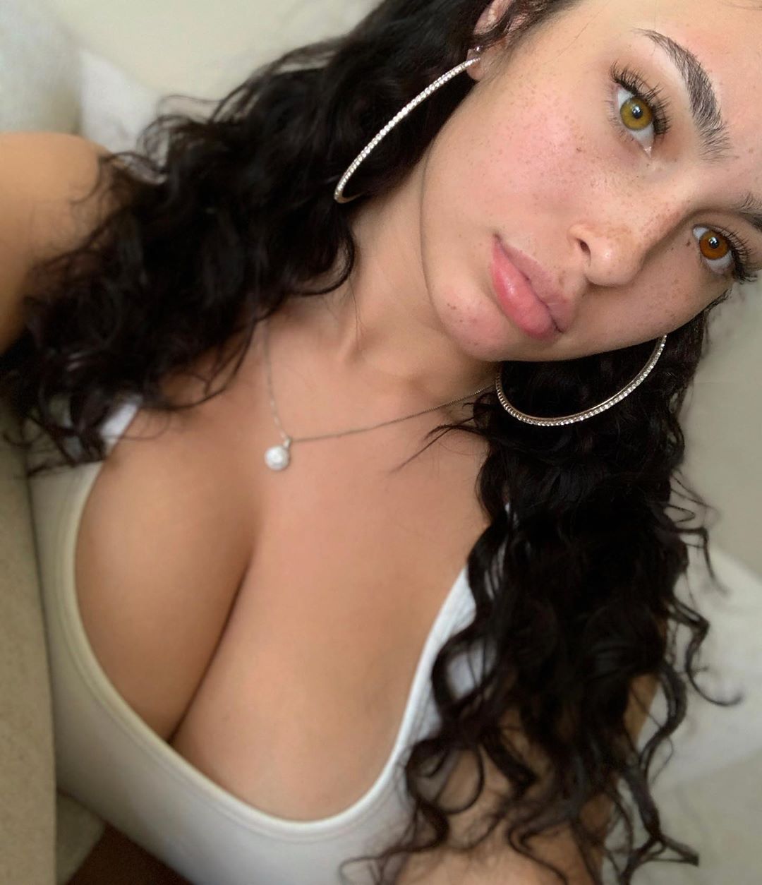 B4D32B9E