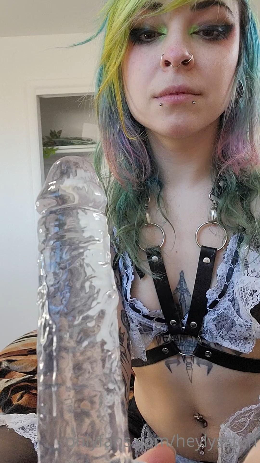 Heylyssten Deepthroat Dildo Onlyfans Video Leaked 8 1283Fc4E