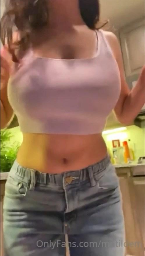 67E10220