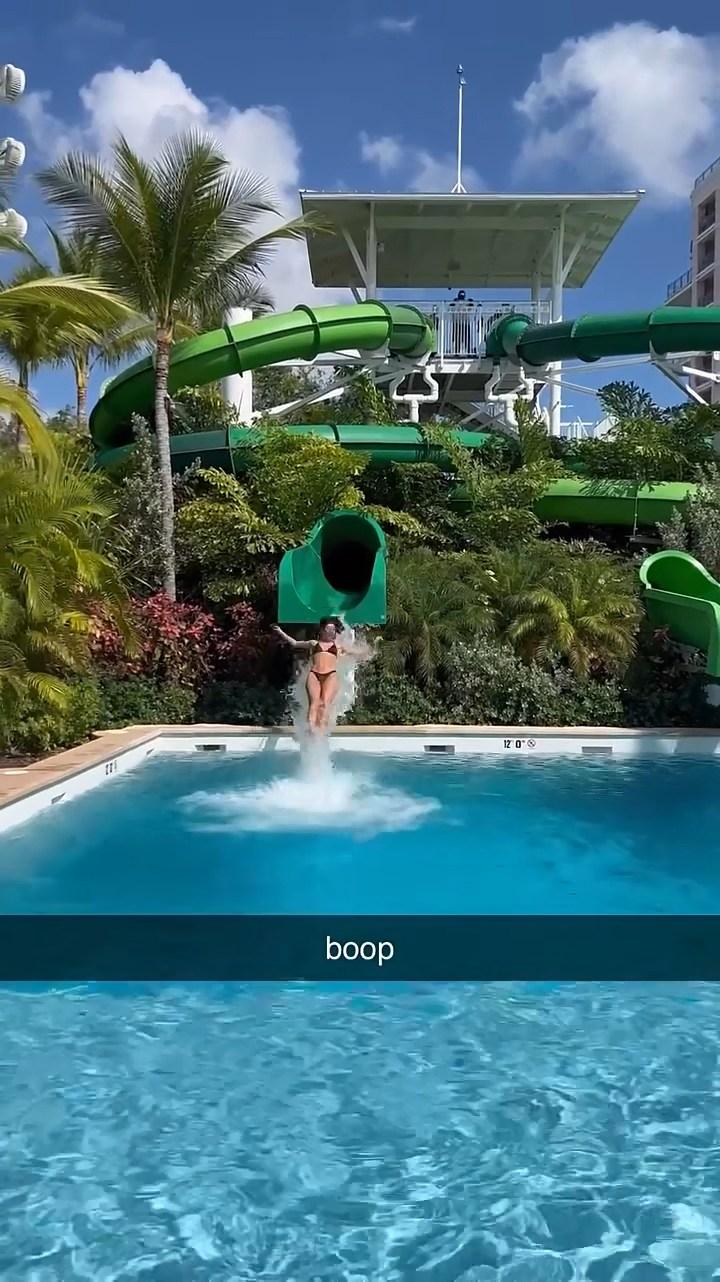 E8Dfe43E