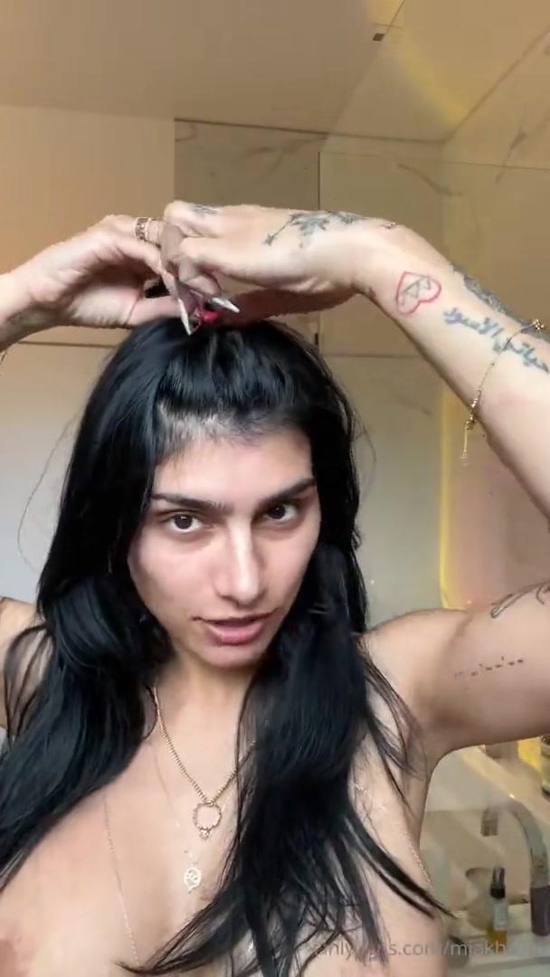 24F32318